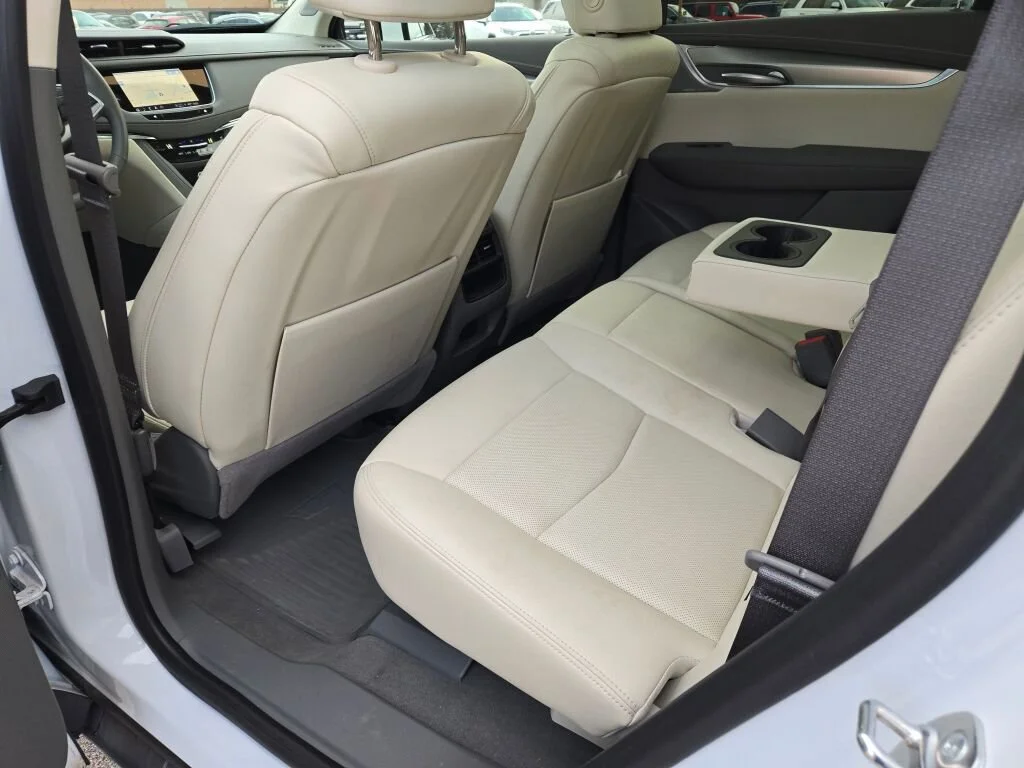 2025 Cadillac XT5 Premium Luxury - Photo 17