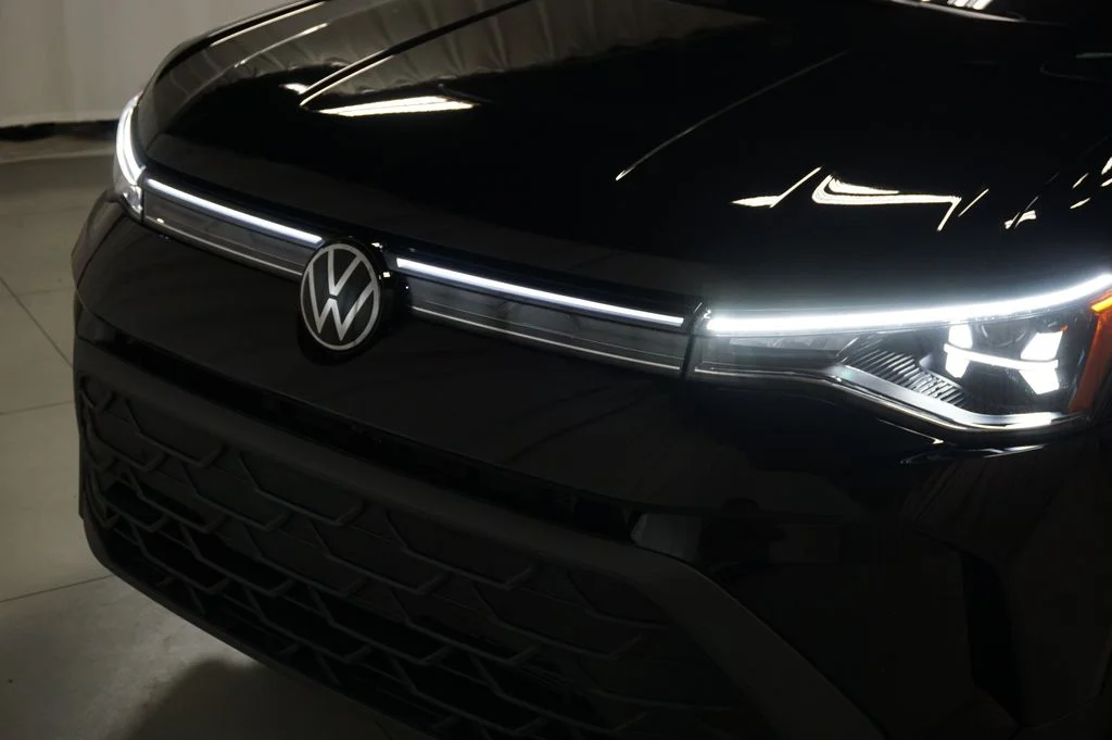 New 2026 Deep Black Volkswagen 1.5T SE Black image 28