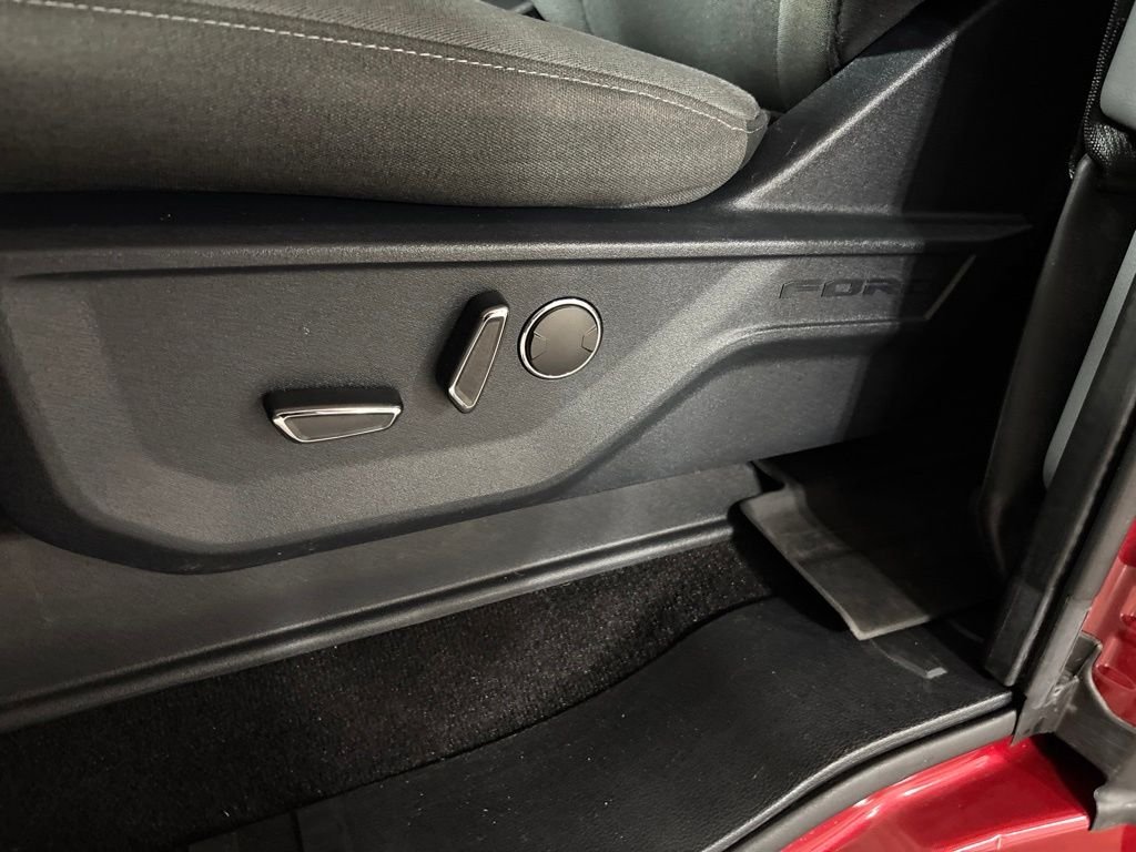 Used 2021 Red Ford XLT image 32