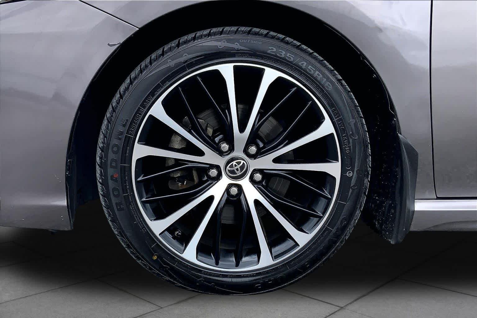 Used 2019 Predawn Gray Mica Toyota SE image 11