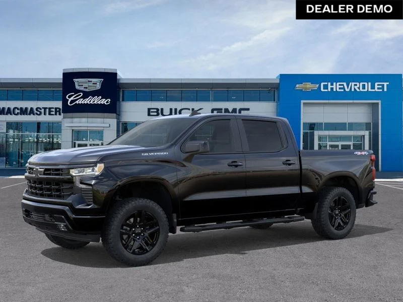 Used 2026  Chevrolet RST image 2