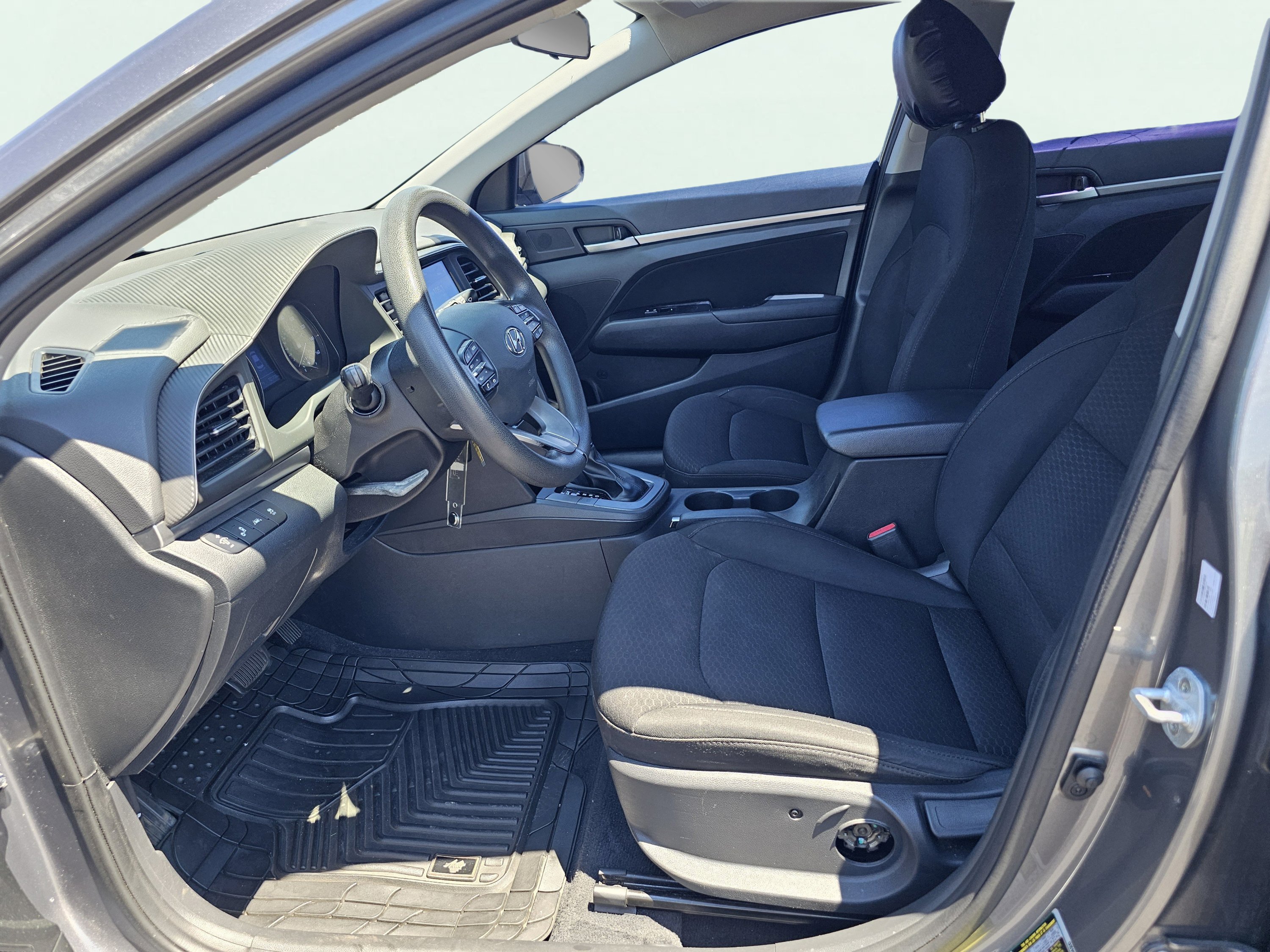 Used 2019 Machine Gray Hyundai SEL image 15