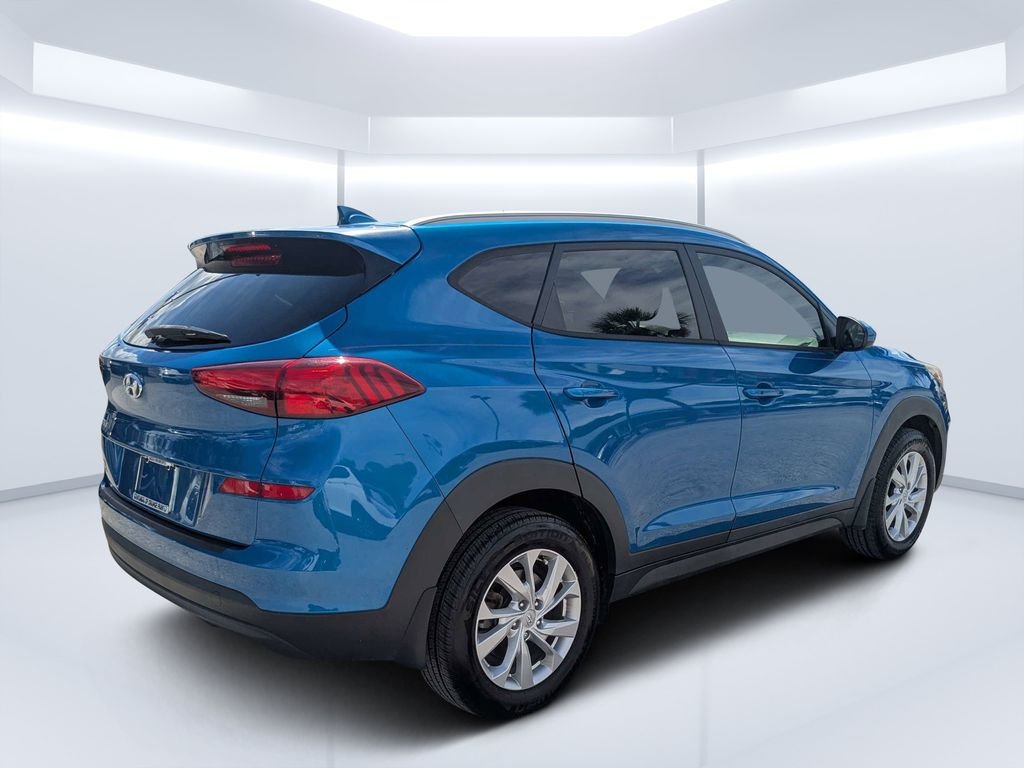 Used 2020 Blue Hyundai Value image 3
