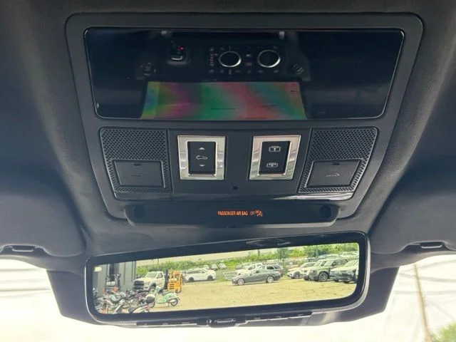 New 2026 Santorini Black Land Rover X image 38