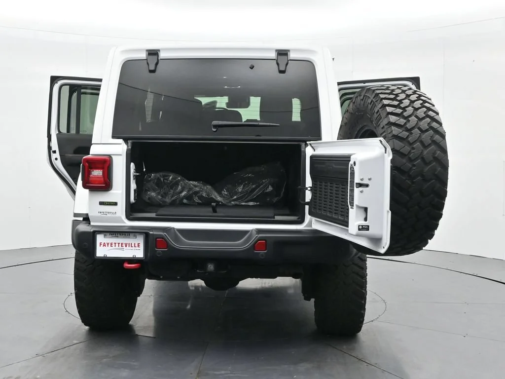 Used 2021 White Jeep Unlimited Rubicon image 42