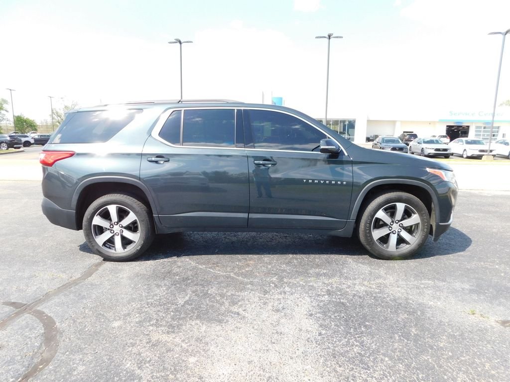 Used 2019 Chevrolet Traverse 3LT with VIN 1GNERHKW5KJ265691 for sale in Richmond, IN