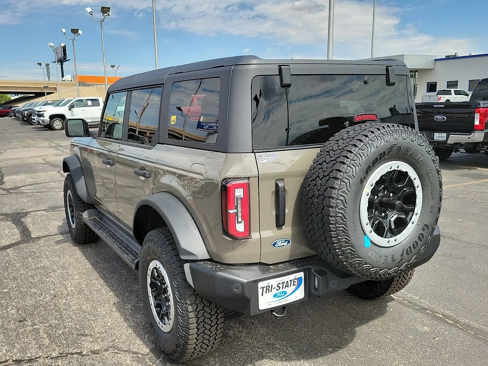 New 2026 Marsh Gray Ford Outer Banks&reg; image 3
