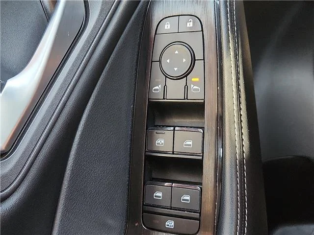 Used 2025 Black Nissan SV Front-Wheel Drive image 17