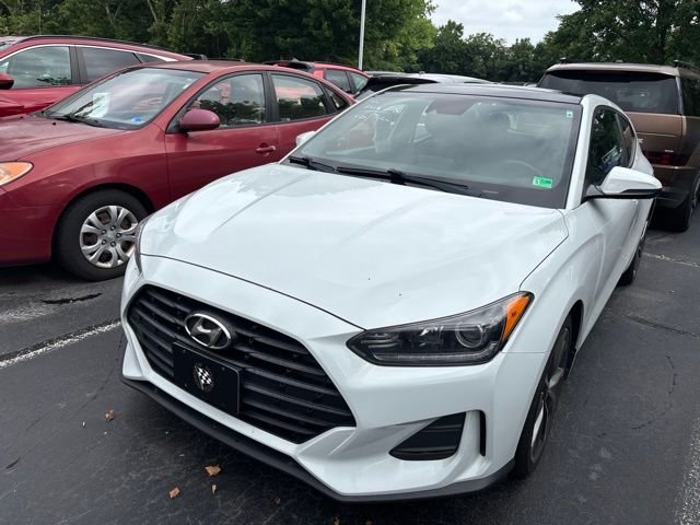 Used 2019 White Hyundai 2.0 Premium image 2