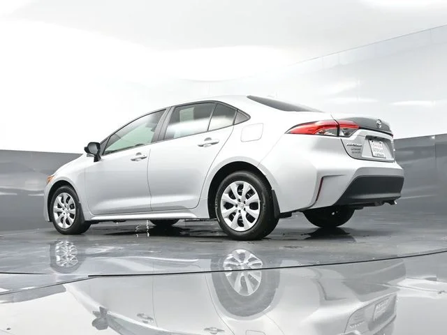 Used 2025 Silver Toyota LE image 43