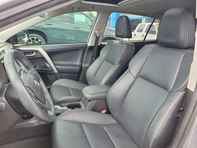 2017 Toyota RAV4 Limited - Photo 21