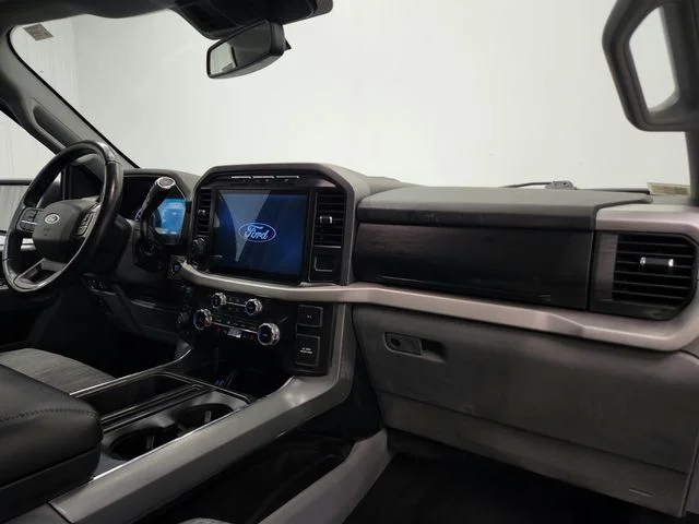 Used 2022 Silver Ford XLT image 34