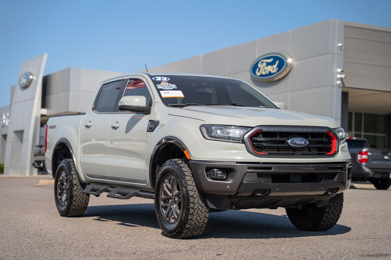 Used 2023 Green Ford Lariat image 1