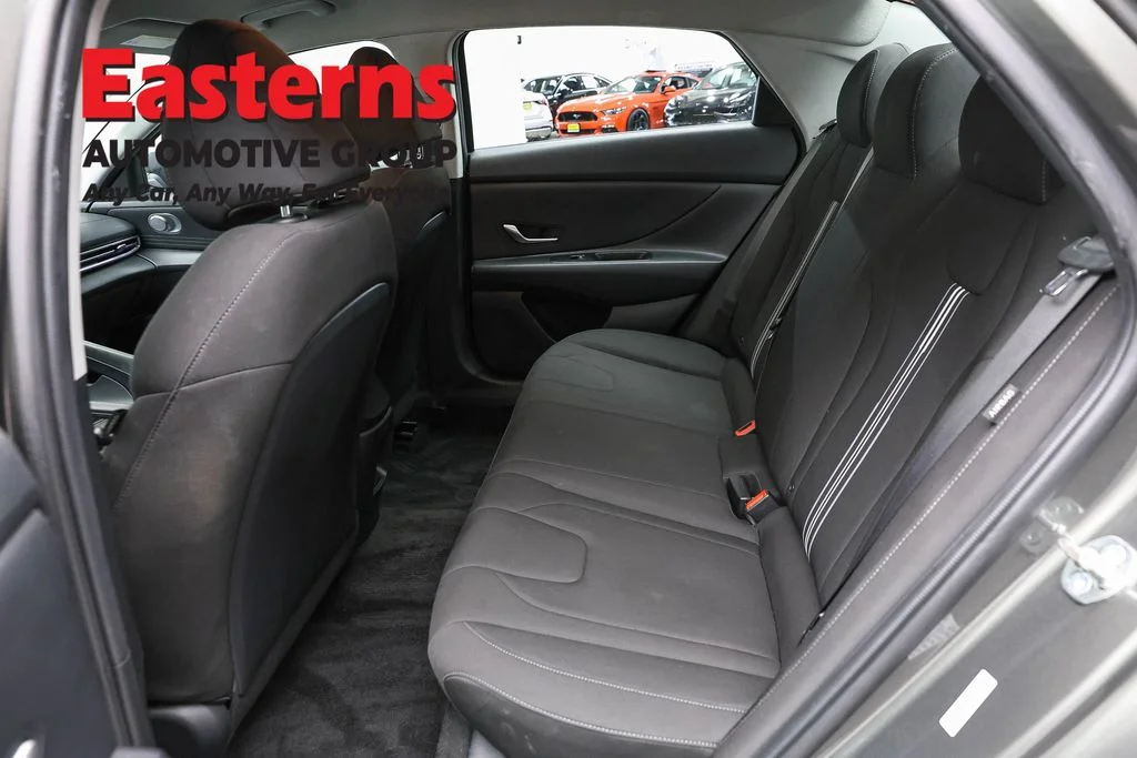 Used 2024 Gray Hyundai SEL image 20