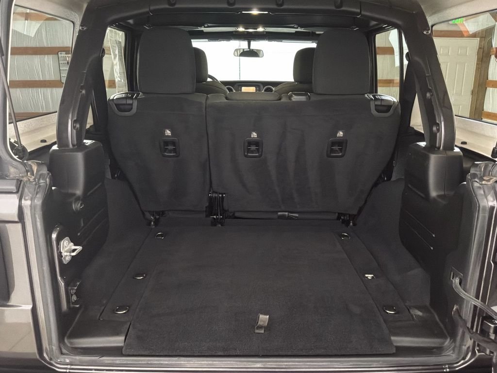 Used 2020 Gray Jeep Unlimited Sport S image 18