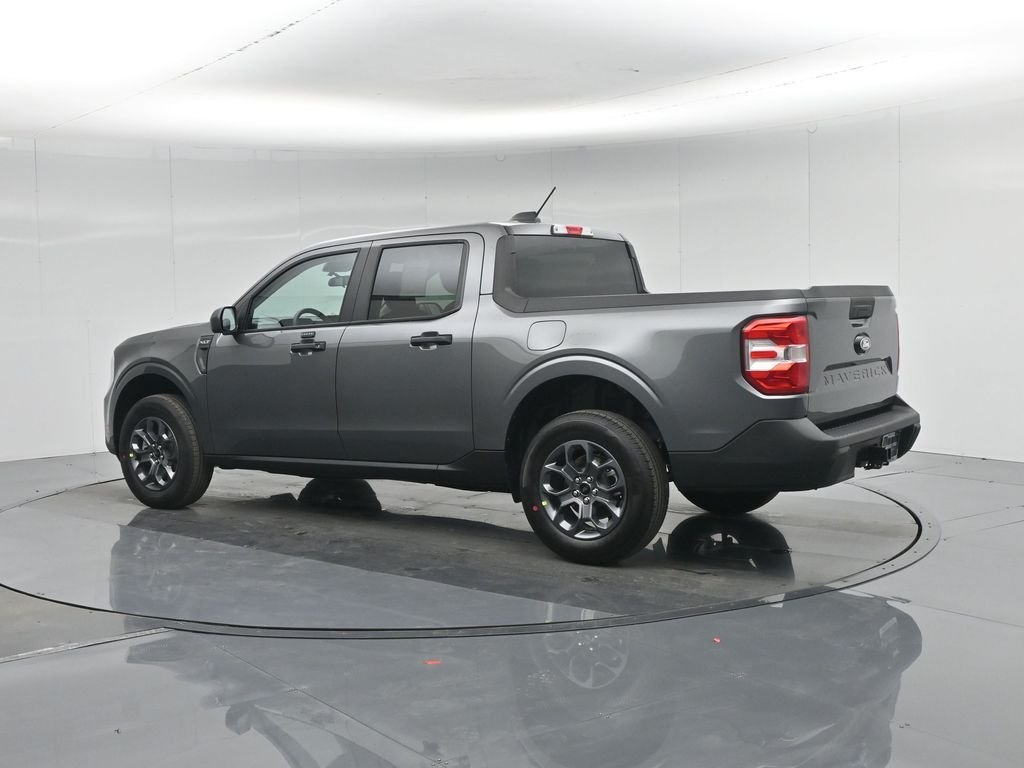 New 2026 Carbonized Gray Metallic Ford XLT image 6
