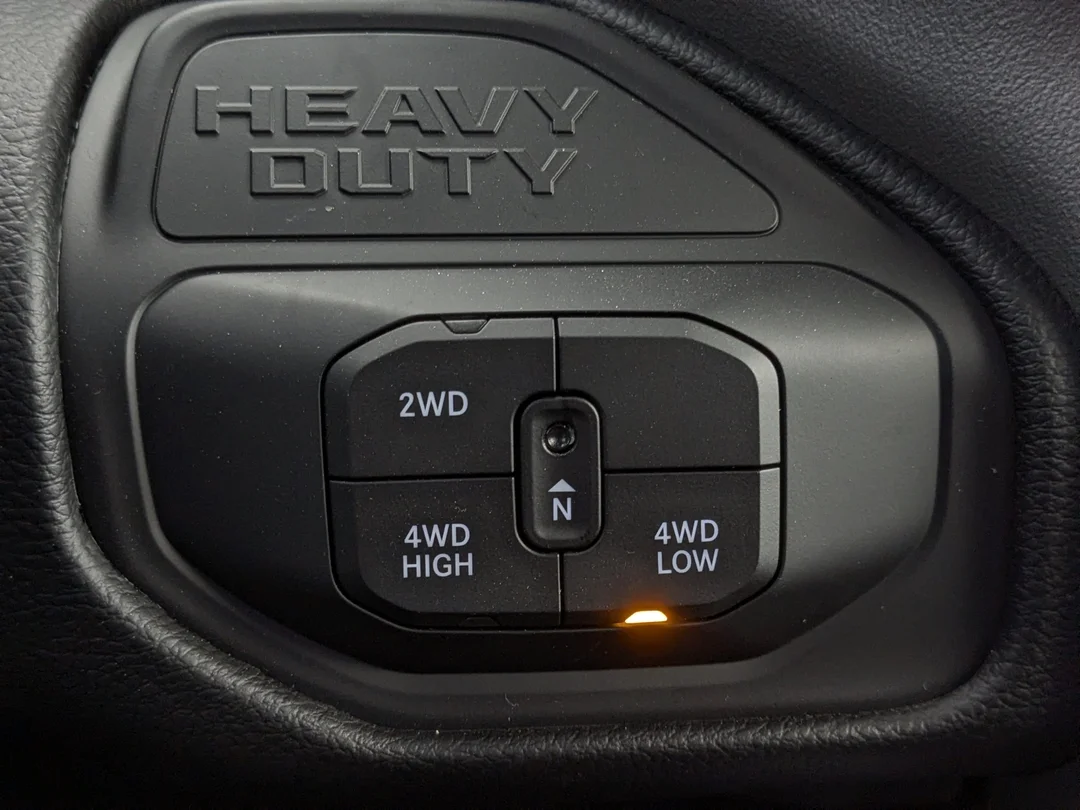 New 2026 Grey RAM Big Horn - - 4x4 - 6.7L Cummins HO Diesel - Big Horn Level 2 Plus Grp & More! image 23
