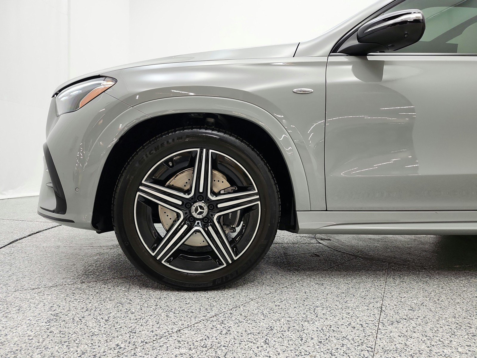 Certified Used 2025 MANUFAKTUR Alpine Grey Mercedes-Benz GLE 450e 4MATIC® SUV image 22