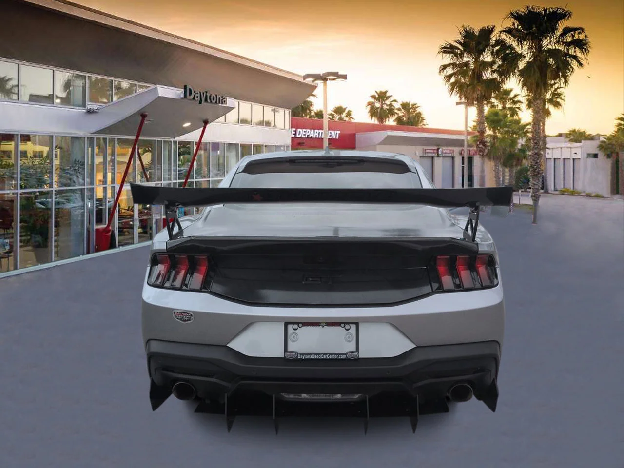 Used 2024 Silver Metallic Ford GT Premium image 4
