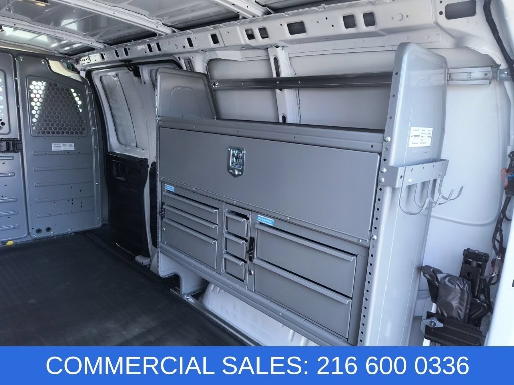 2025 Chevrolet Express Cargo Work Van - Photo 13