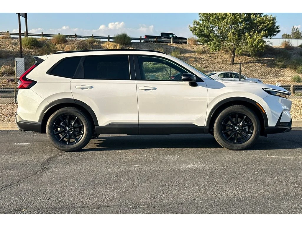 New 2026 Platinum White Pearl Honda Sport-L image 3