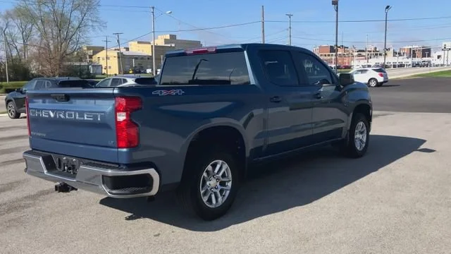 2024 Chevrolet Silverado 1500 LT - Photo 8