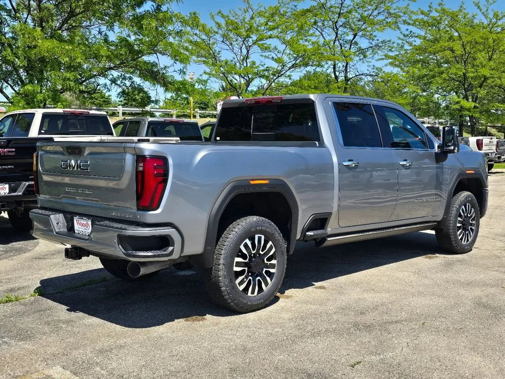 2026 GMC Sierra 2500HD Denali Ultimate - Photo 10