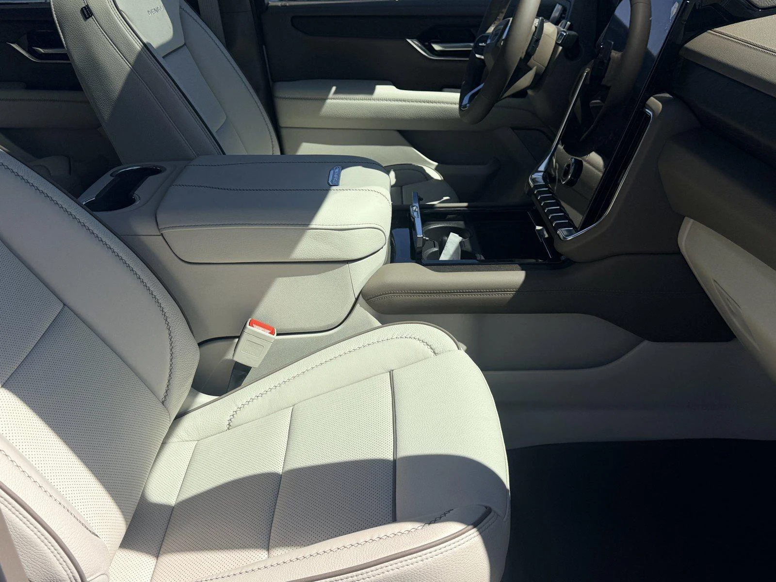 New 2026 Glacier White Tricoat GMC Denali image 8