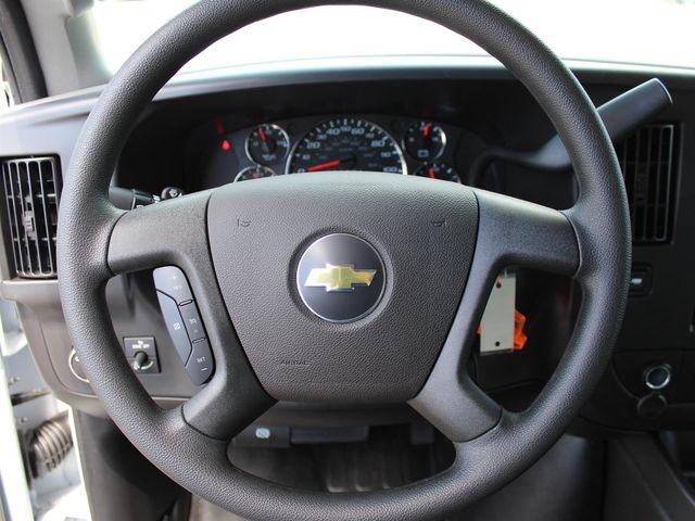 2026 Chevrolet Express Cargo Work Van - Photo 9