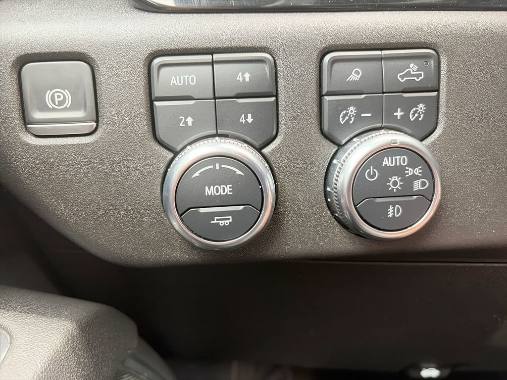 2025 GMC Sierra 2500HD SLT - Photo 18