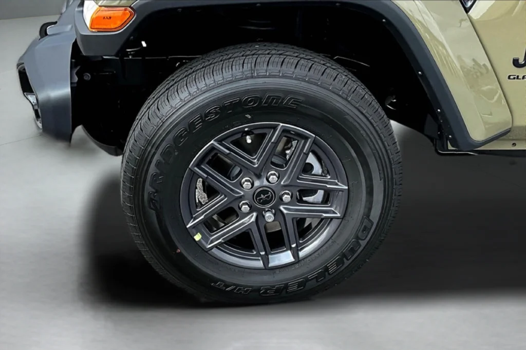 2025 Jeep Gladiator Sport S - Photo 31