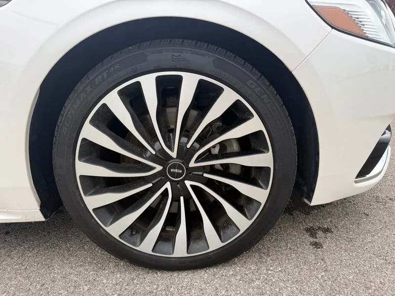 Used 2017 White Lincoln Black Label image 13