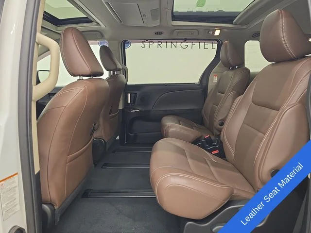 Used 2020 Blizzard Pearl Toyota Limited Premium image 17