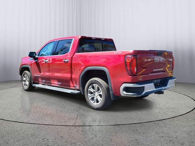 Used 2022 Red GMC SLT image 4