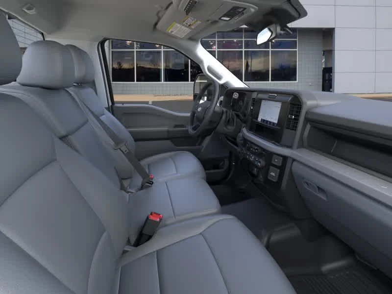 2025 Ford F-550 Super Duty Chassis Cab XL - Photo 33