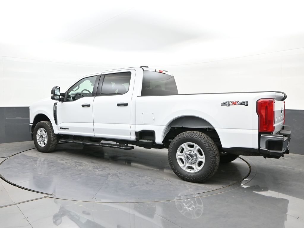 Used 2025 White Ford XLT image 5