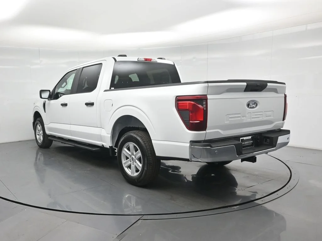New 2026 White Ford XL image 23