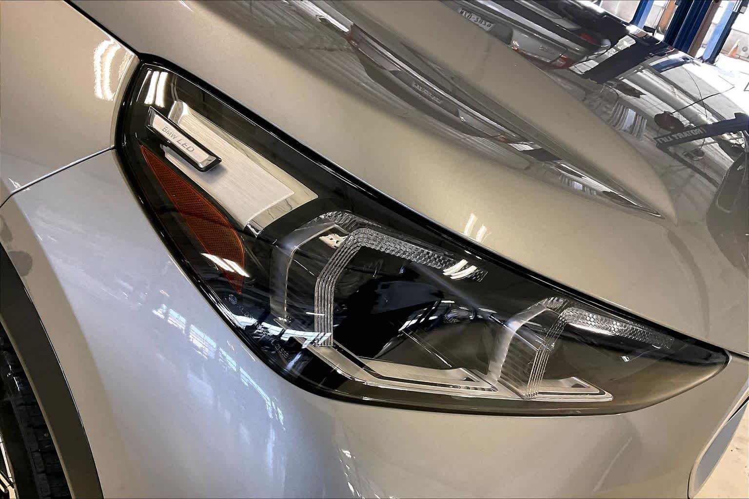 New 2026 Space Silver Metallic BMW xDrive28i image 13