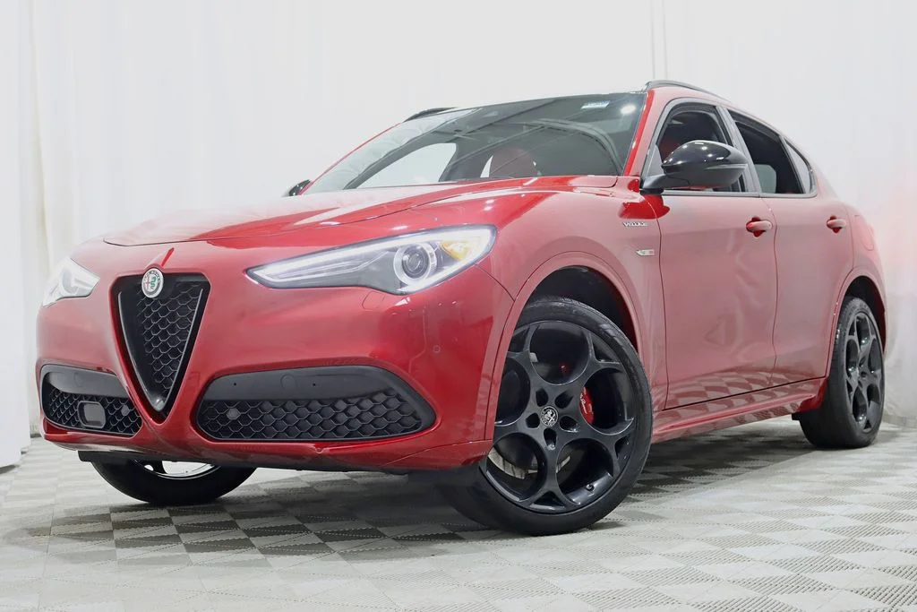 2023 Alfa Romeo Stelvio Veloce