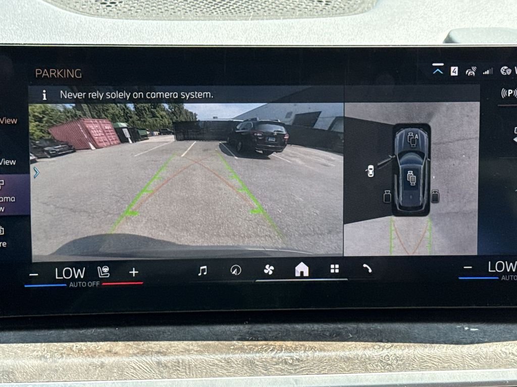Used 2024 Gray Metallic BMW xDrive40i image 7