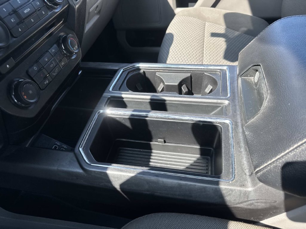 Used 2017 Blue Ford XLT image 27