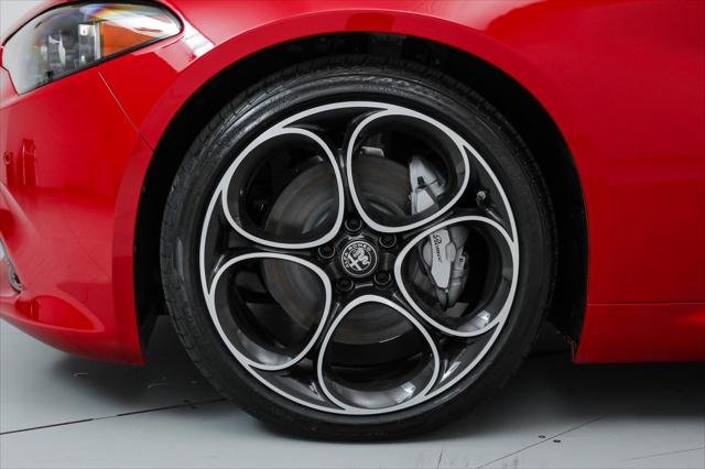 2025 Alfa Romeo Giulia Base - Photo 11