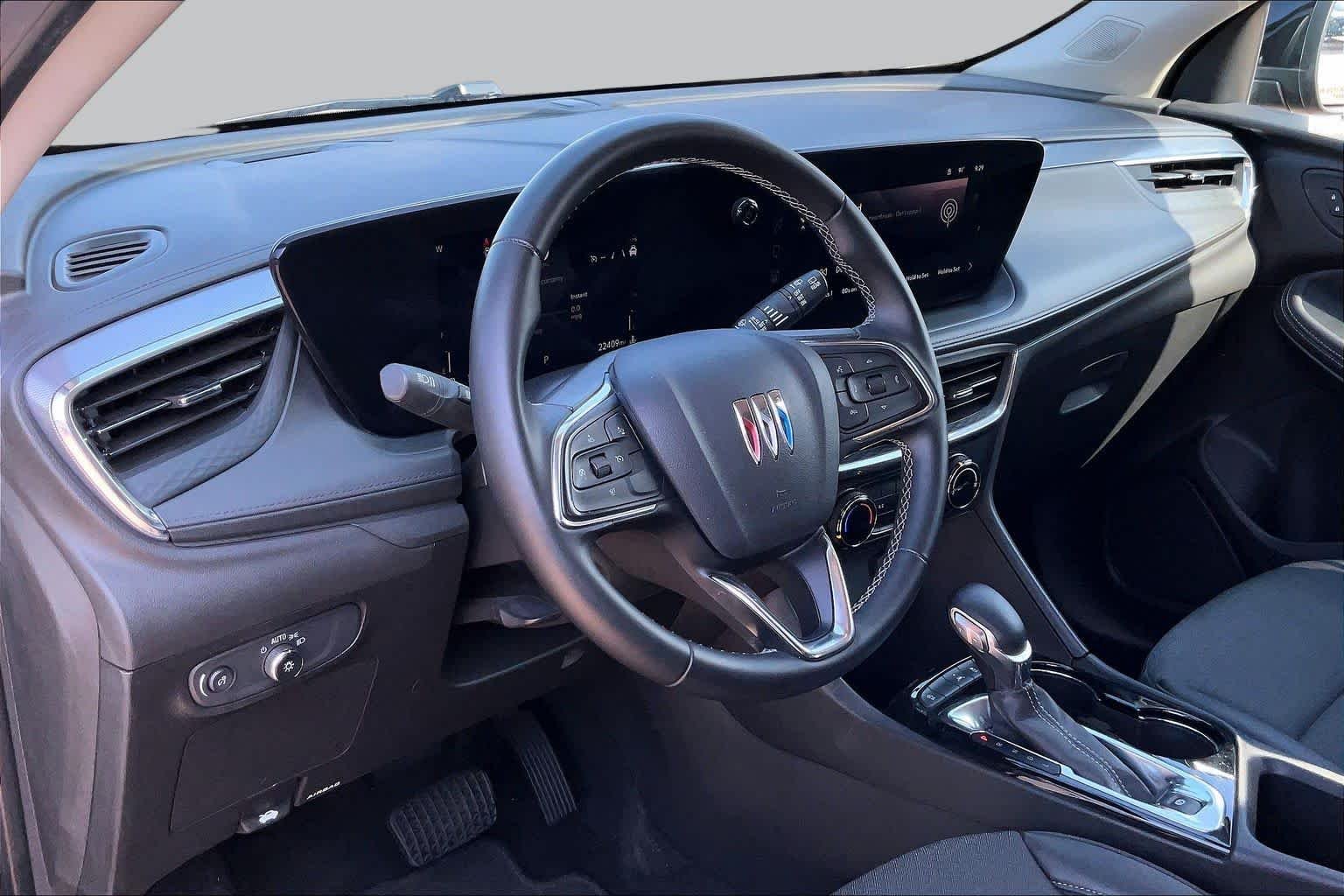 Used 2025 Ebony Twilight Metallic Buick Preferred image 15