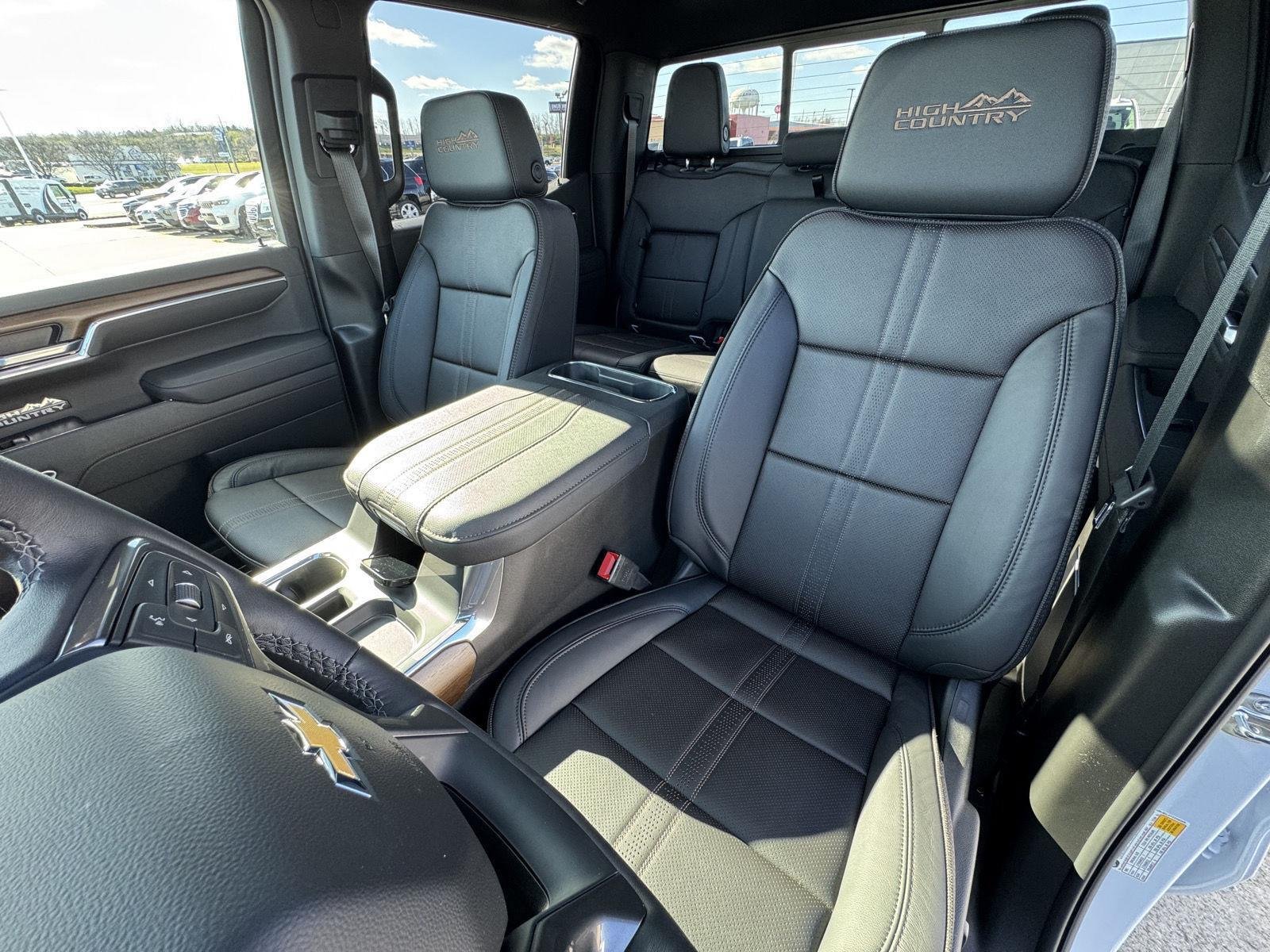 2026 Chevrolet Silverado 1500 High Country - Photo 30