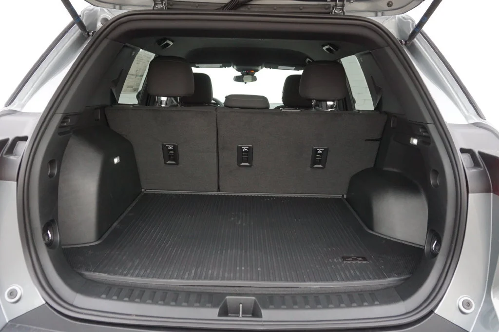 2027 Chevrolet Equinox LT - Photo 25