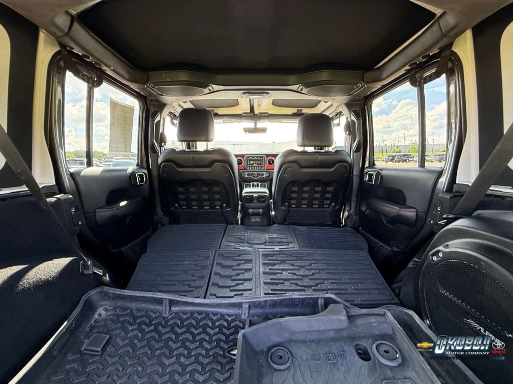Used 2018 Gray Jeep Unlimited Rubicon image 19