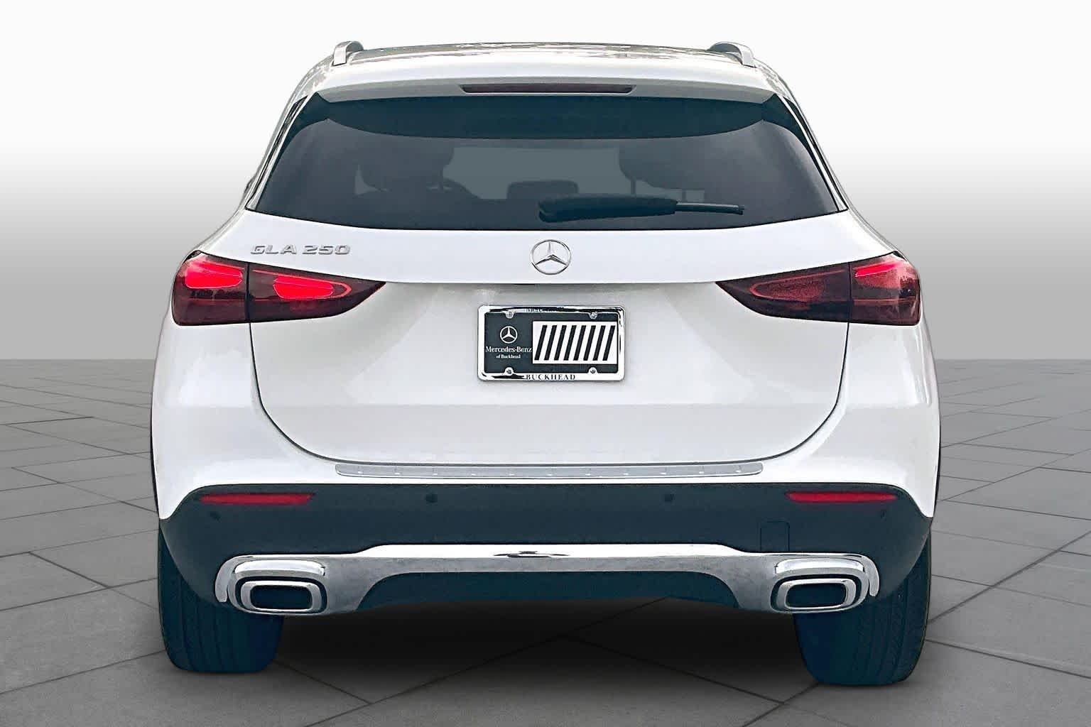 Used 2025 Polar White Mercedes-Benz GLA 250 image 5