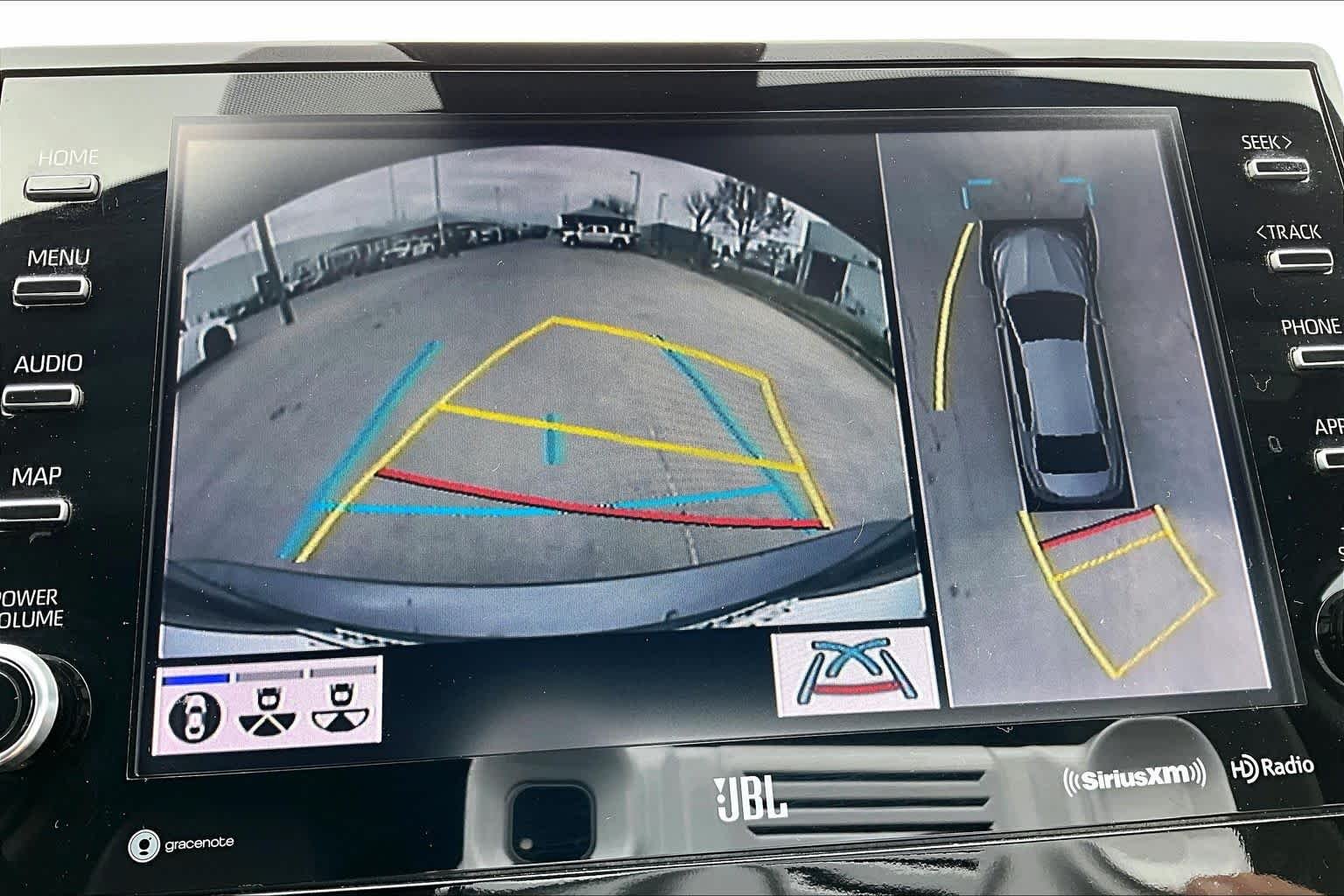 2023 Toyota Camry XLE - Photo 24