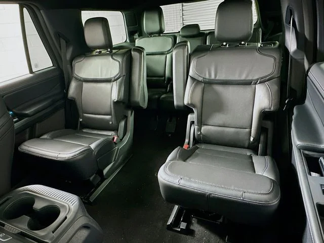 New 2026 Ford Expedition Platinum
