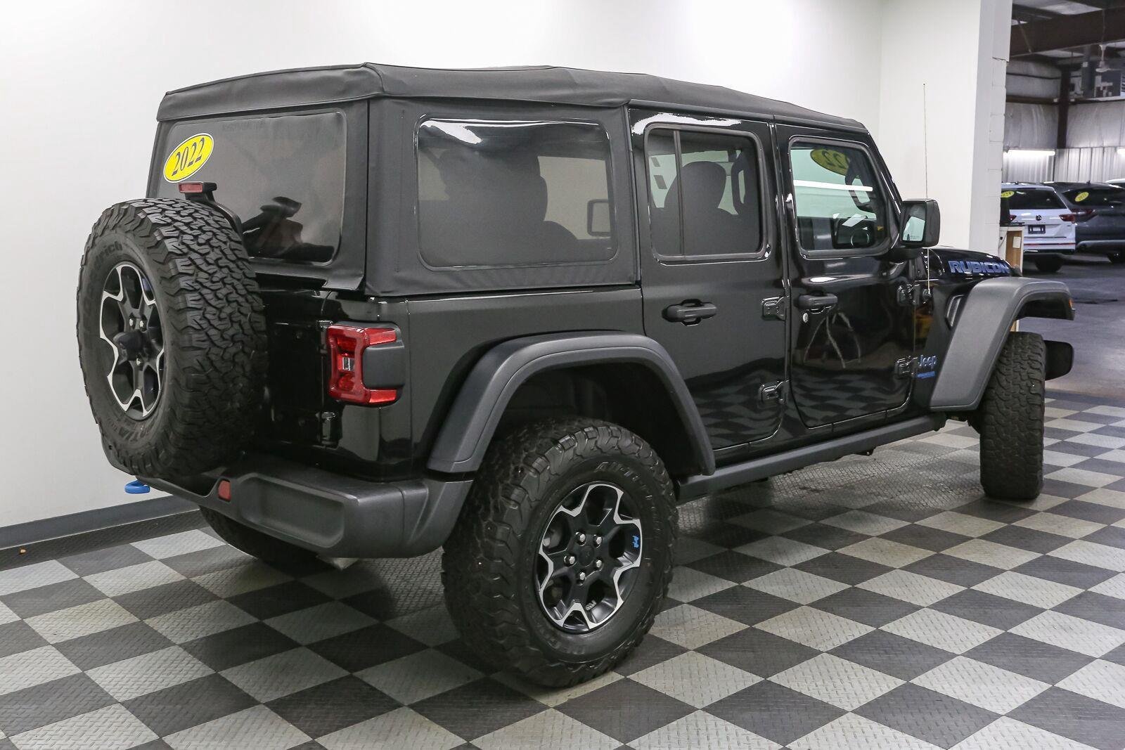 Used 2022 Black Clearcoat Jeep Unlimited Rubicon image 10